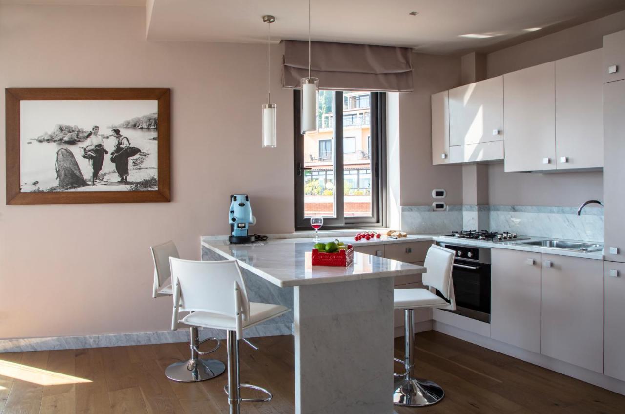 Appartement Fenetre sur le blue à Taormine Extérieur photo